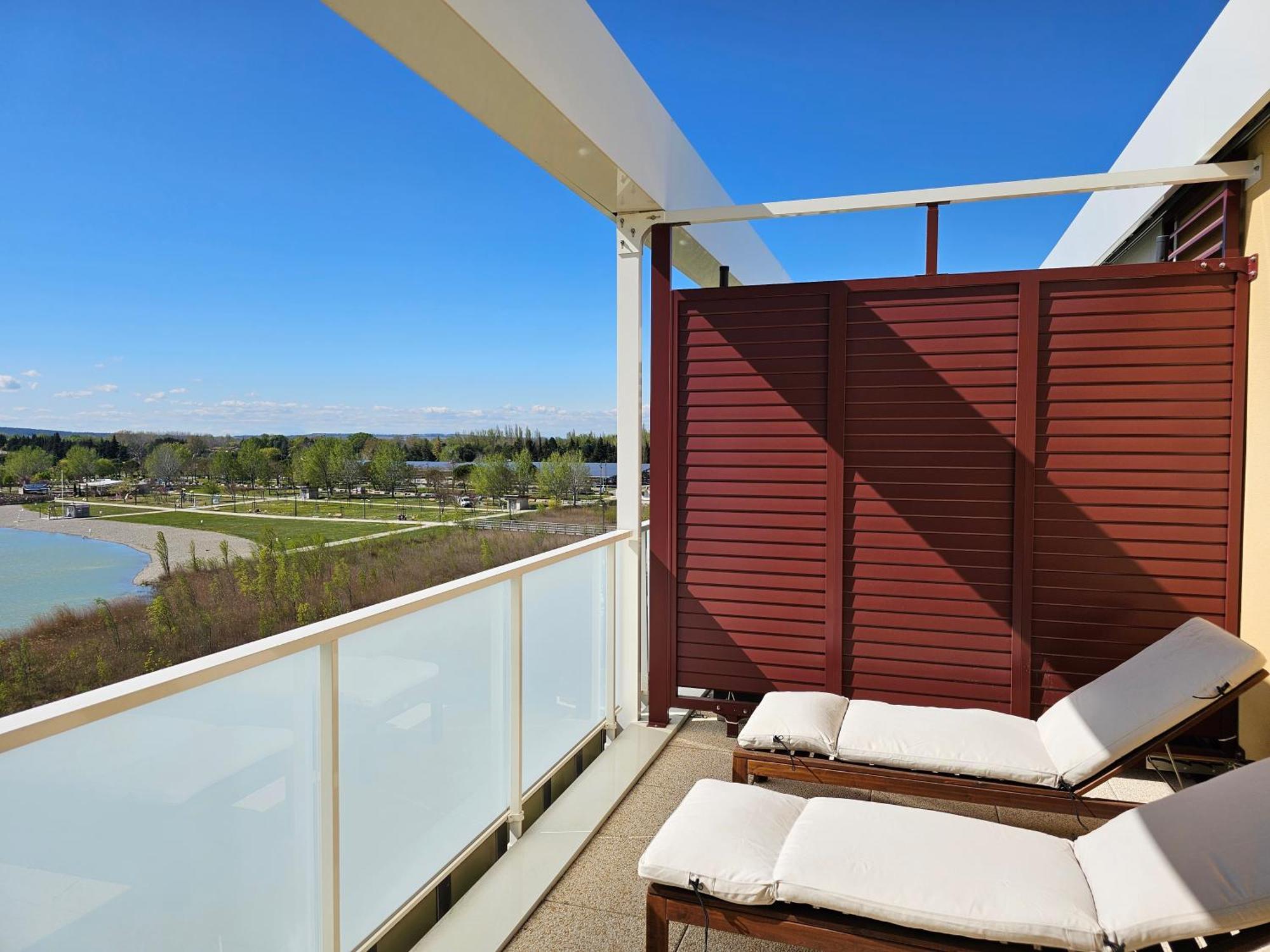 Lakeside Provence - Appartement Classe 4 Etoiles, Vue Sur Le Lac, Parking Sous-Sol, Double Clim Monteux Ngoại thất bức ảnh