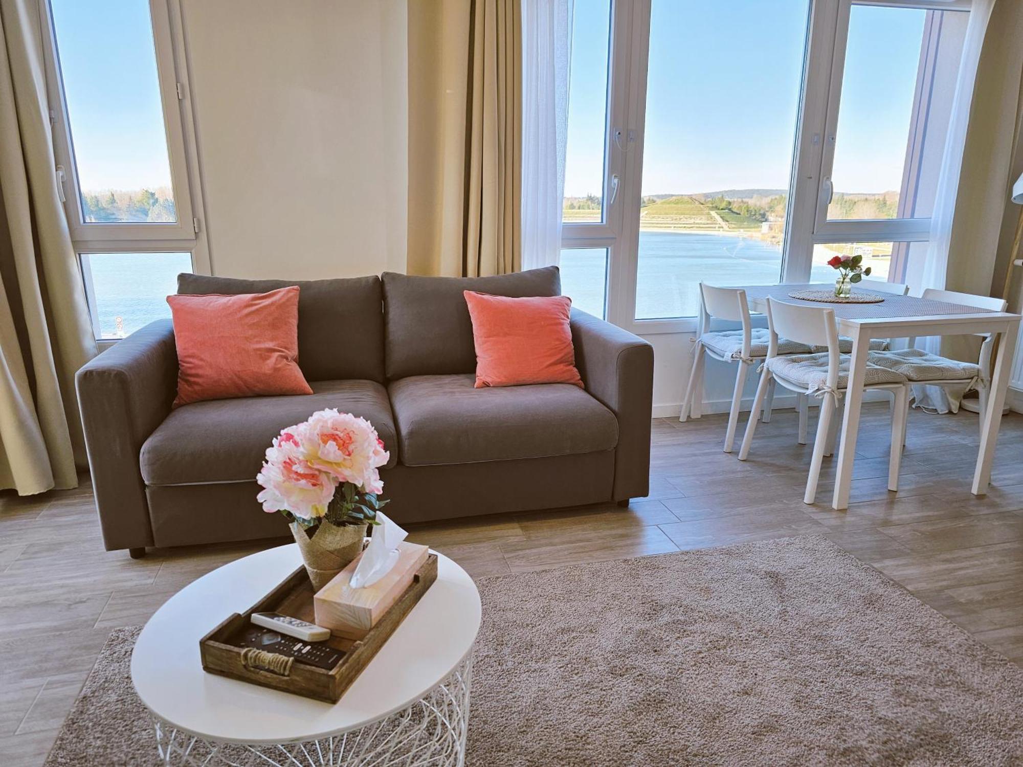 Lakeside Provence - Appartement Classe 4 Etoiles, Vue Sur Le Lac, Parking Sous-Sol, Double Clim Monteux Ngoại thất bức ảnh