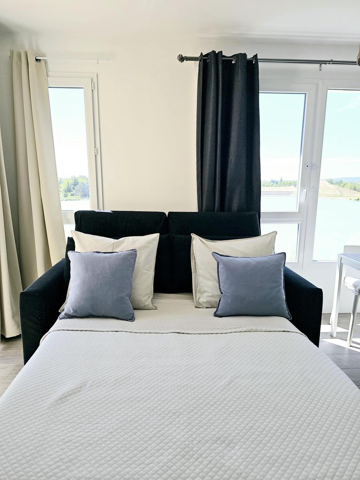Lakeside Provence - Appartement Classe 4 Etoiles, Vue Sur Le Lac, Parking Sous-Sol, Double Clim Monteux Ngoại thất bức ảnh